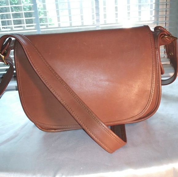 Coach Handbags - Coach Patricia Legacy Shoulder Handbag 9951
